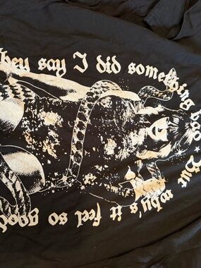 Taylor Swift Black and White Graphic Short Sleeve Tee